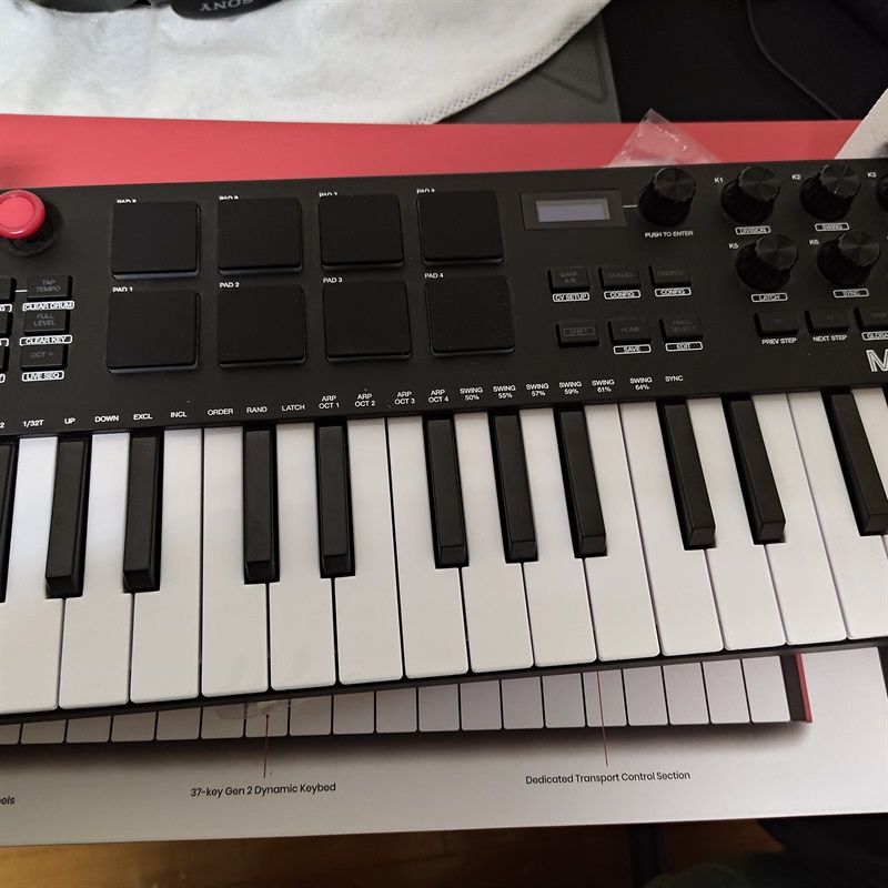 AKAI MPK mini plusの画像
